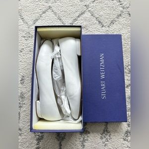 Stuart Weitzman White Leather Flats - Size 7